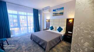 Гостиница Бригантина Геленджик Двухместный номер с 1 кроватью и видом на горы-3