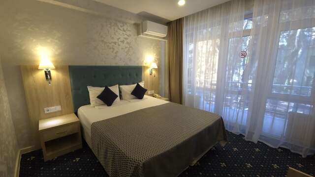 Гостиница Бригантина Геленджик-250